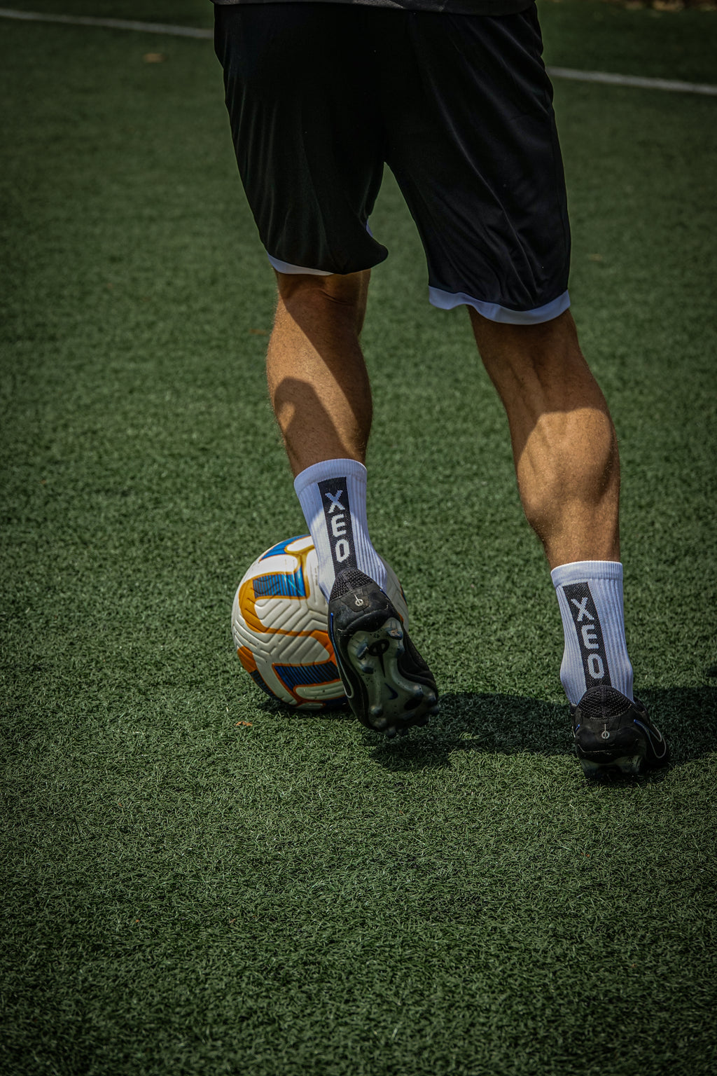 XEO Grip Socks - White