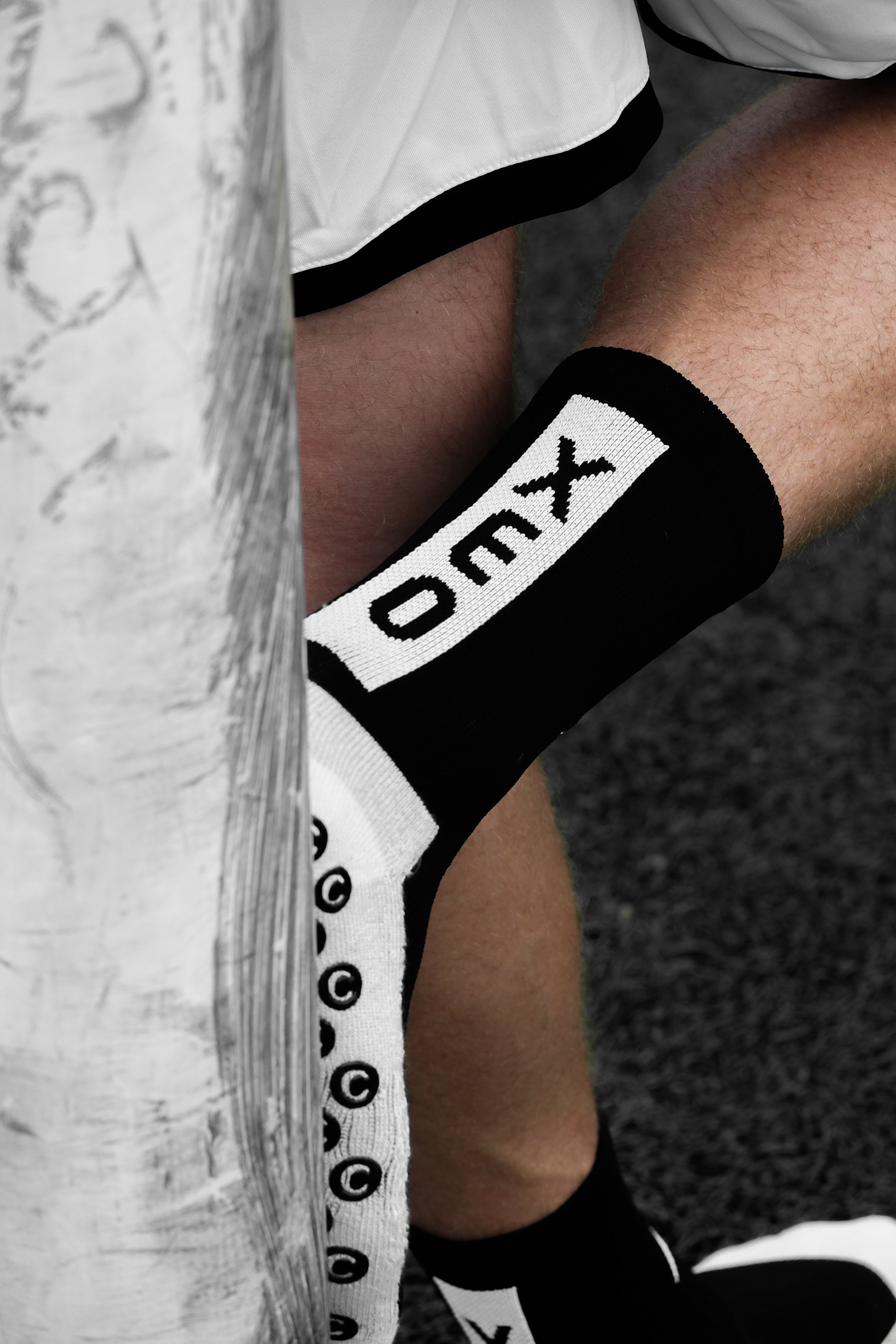 XEO Grip Socks - Black